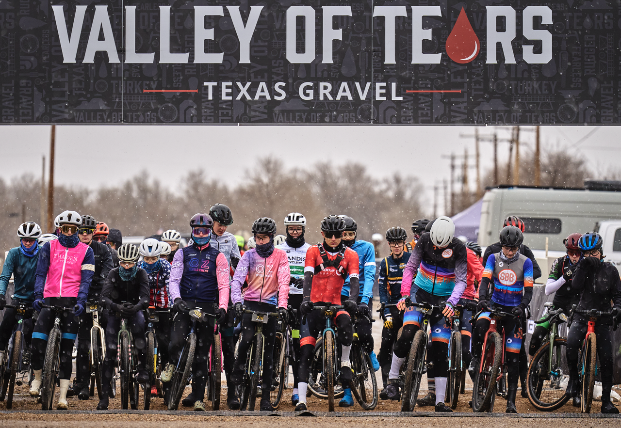 Juniors at the start line on a cold day in Turkey, Texas