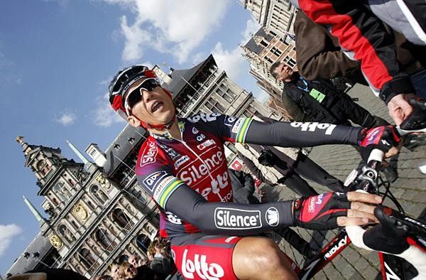 Star signing Robbie McEwen