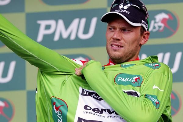 Thor Hushovd (Cervelo TestTeam) remains atop the points classification.
