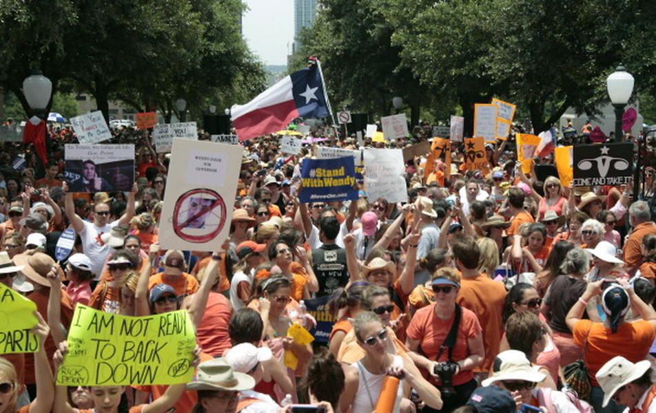 After appeals court ruling, most abortion clinics in Texas to close