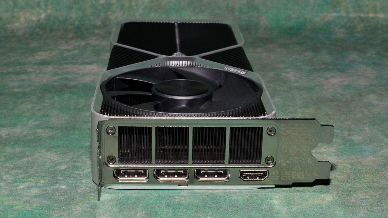 Nvidia GeForce RTX 4060 Ti Founders Edition photos and unboxing