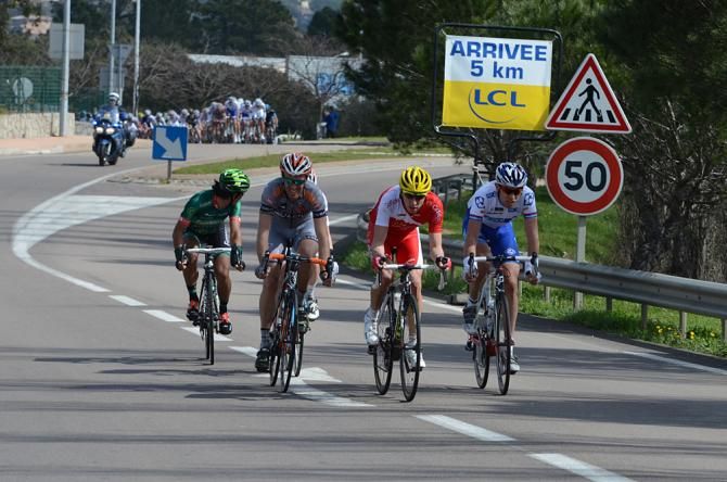 The breakaway about to be caught