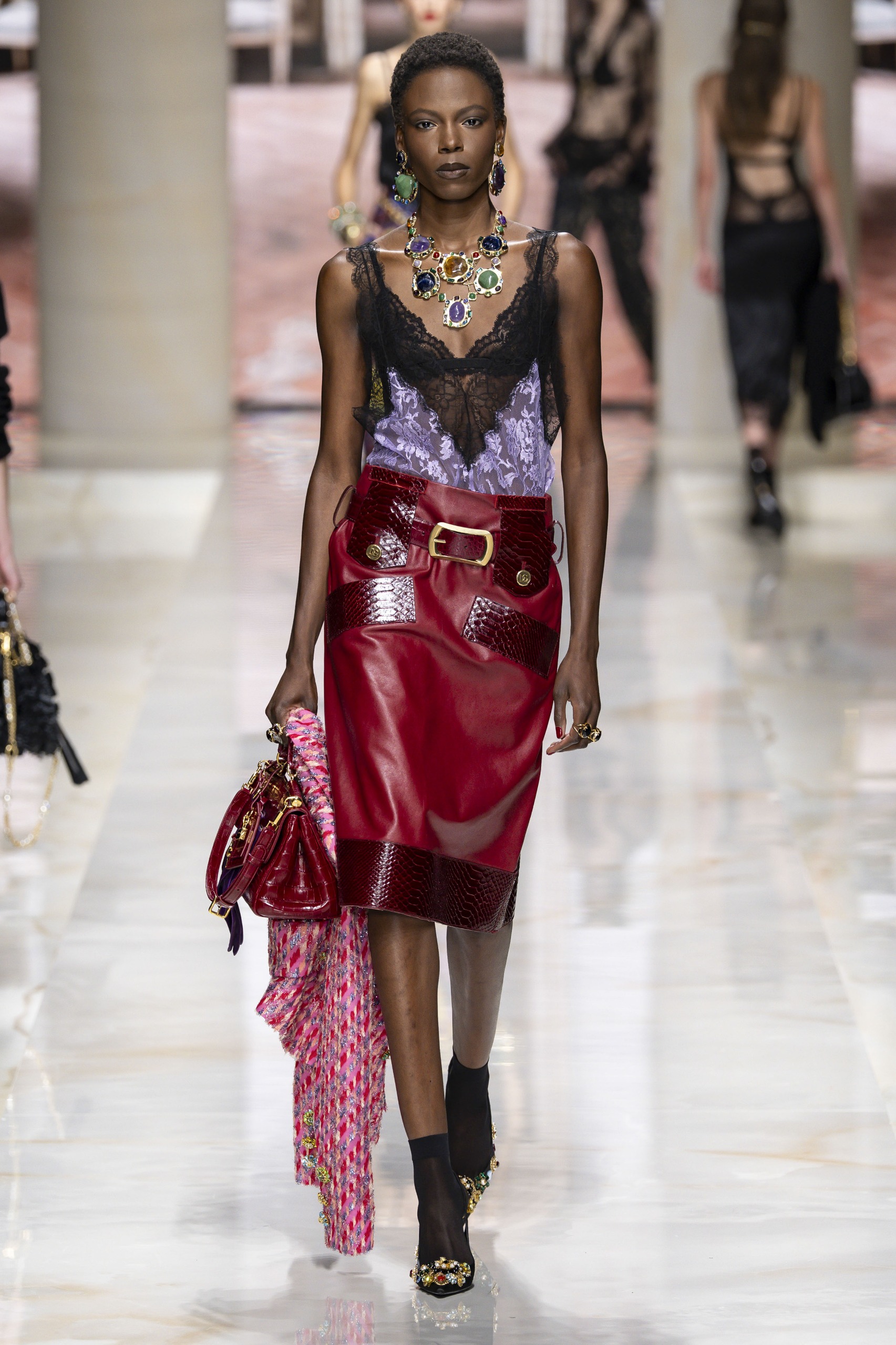 dolce &amp;amp; gabbana runway