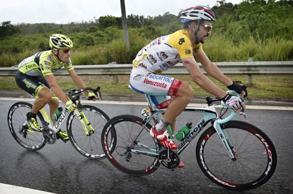 Race leader Jose Serpa (Androni Giocattoli)