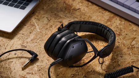 V-Moda M-10 headphones