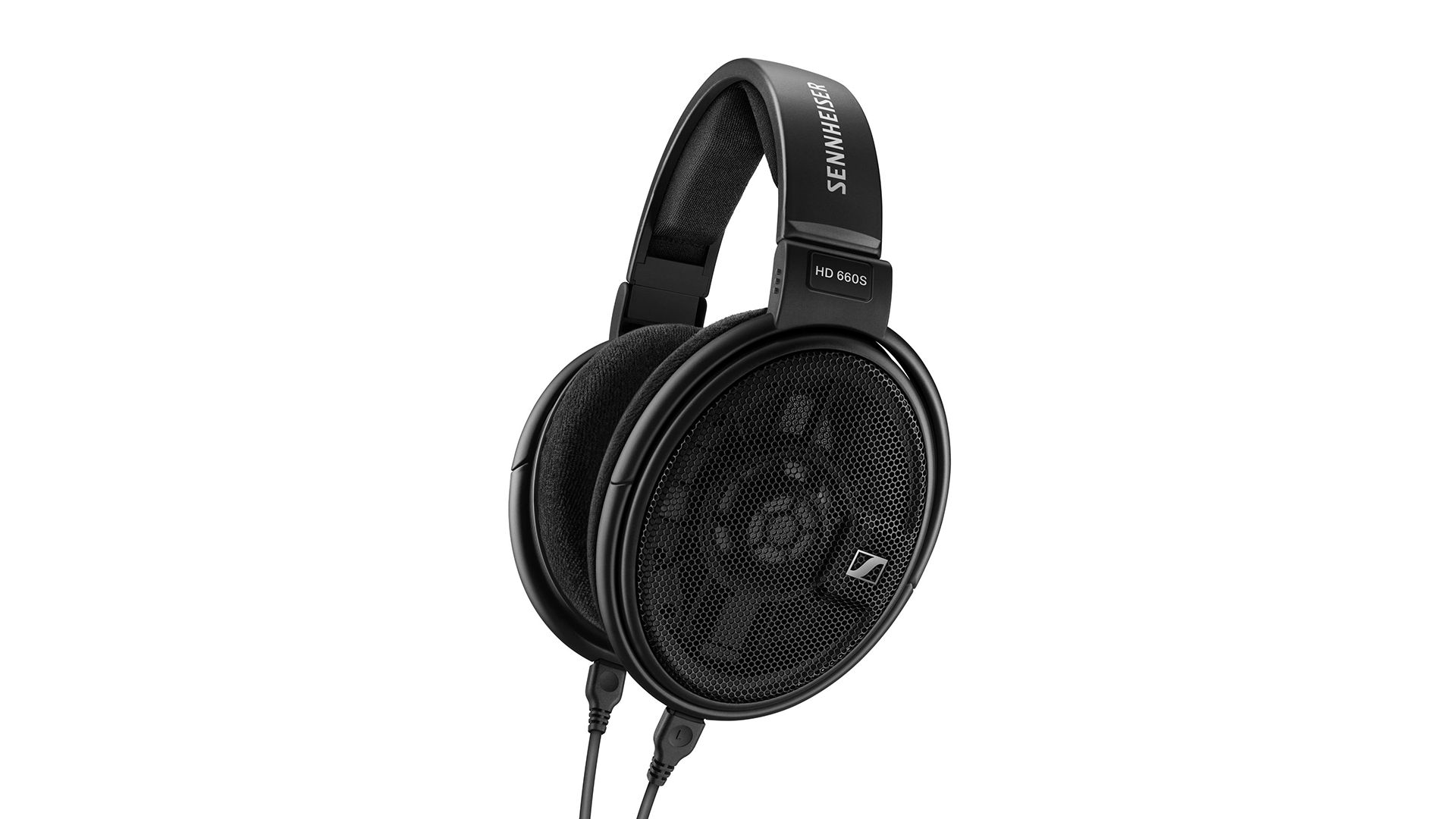 Sennheiser HD 660 S on white background