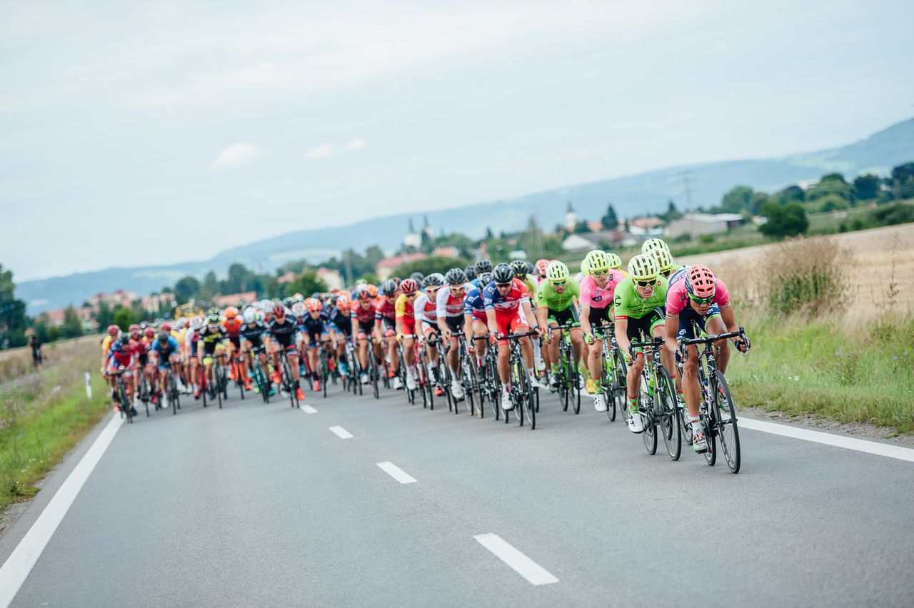 Lampre-Merida come forward to help out with the chase