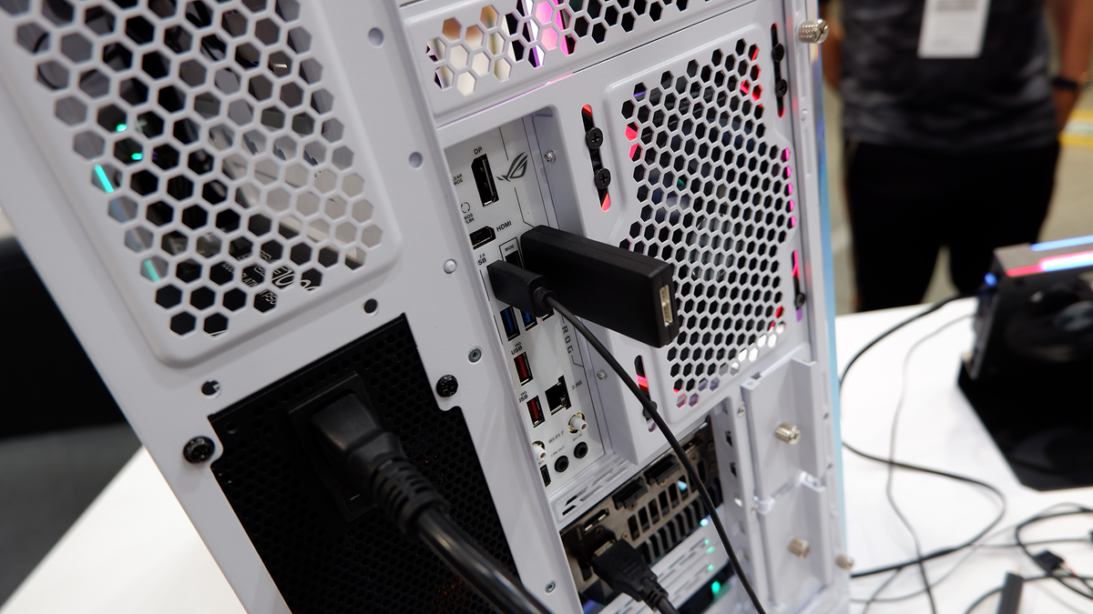 Lian Li's wireless RGB control system at Computex 2024.