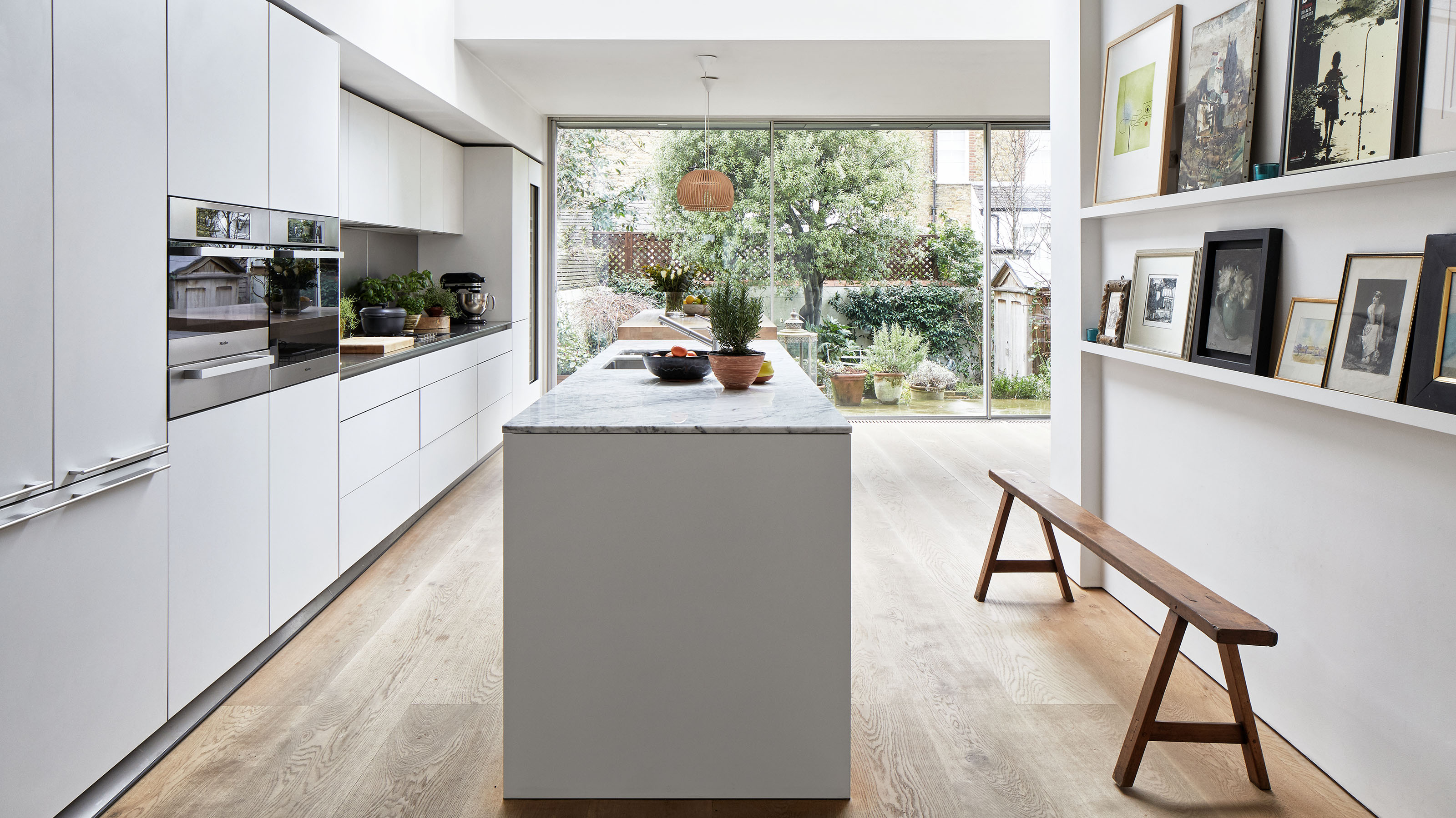 White modern kitchen