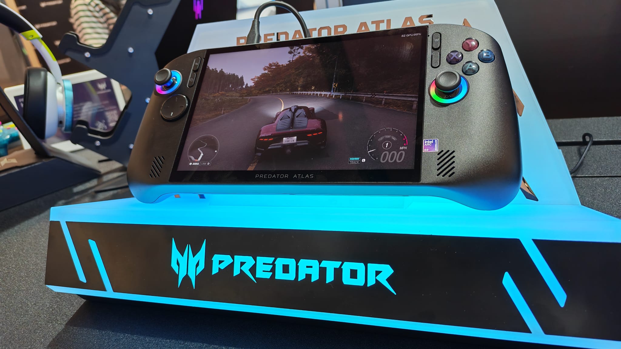 The Predator Atlas 8 playing Forza Horizon 6