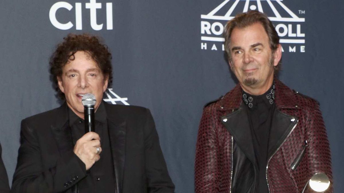 Johnathan Cain and Neal Schon at an awards show