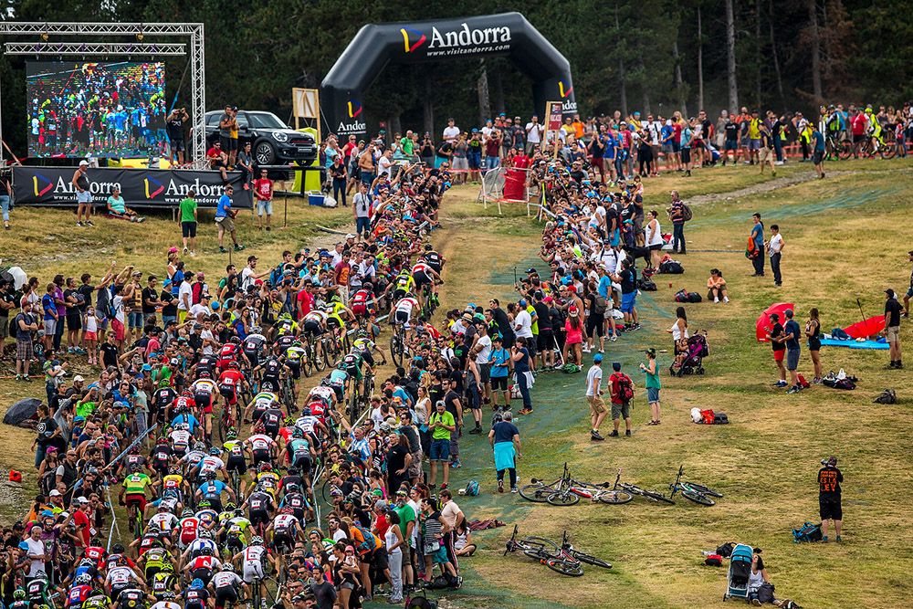 The start of the men's race was fast