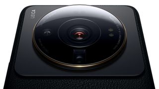 Xiaomi Flaunts 12S Ultra Phone With Detachable Leica Lens as Sales Drop -  Bloomberg