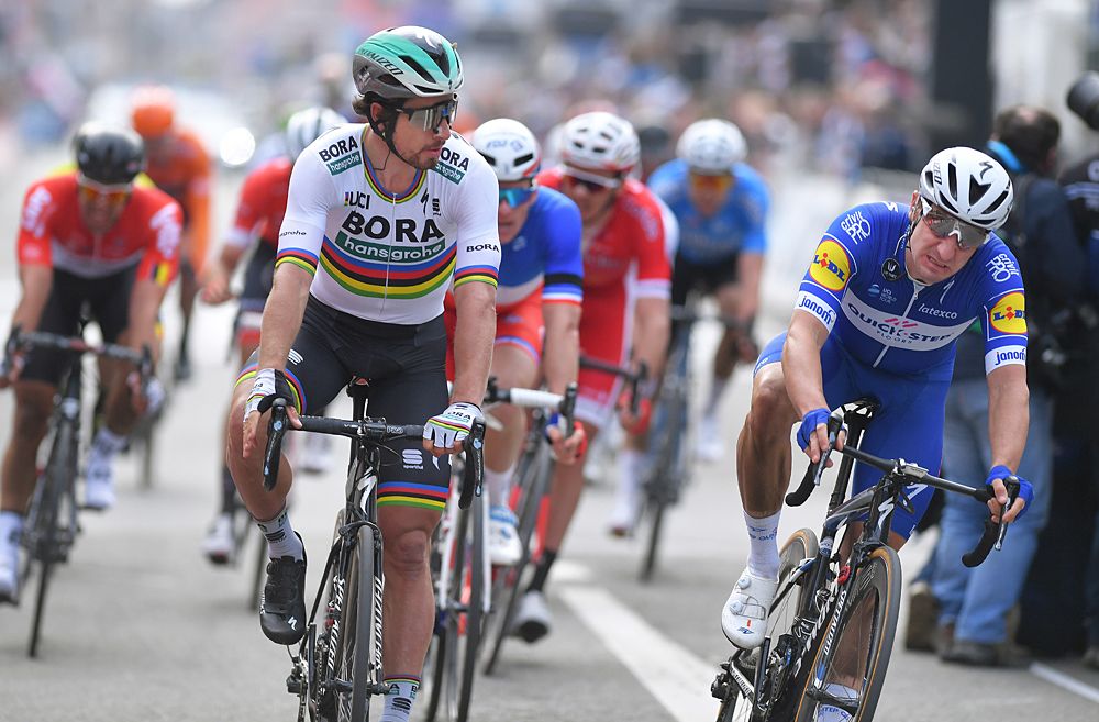 Peter Sagan and Elia Viviani sprint for the line at Gent-Wevelgem 2018