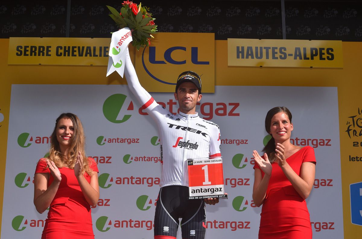 Alberto Contador (Trek-Segafredo) with his second Prix de la Combatitive of the Tour