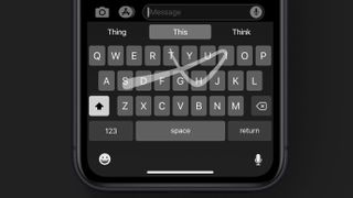 El nuevo modo QuickPath del teclado de Apple. Si has usado GBoard, funciona igual.