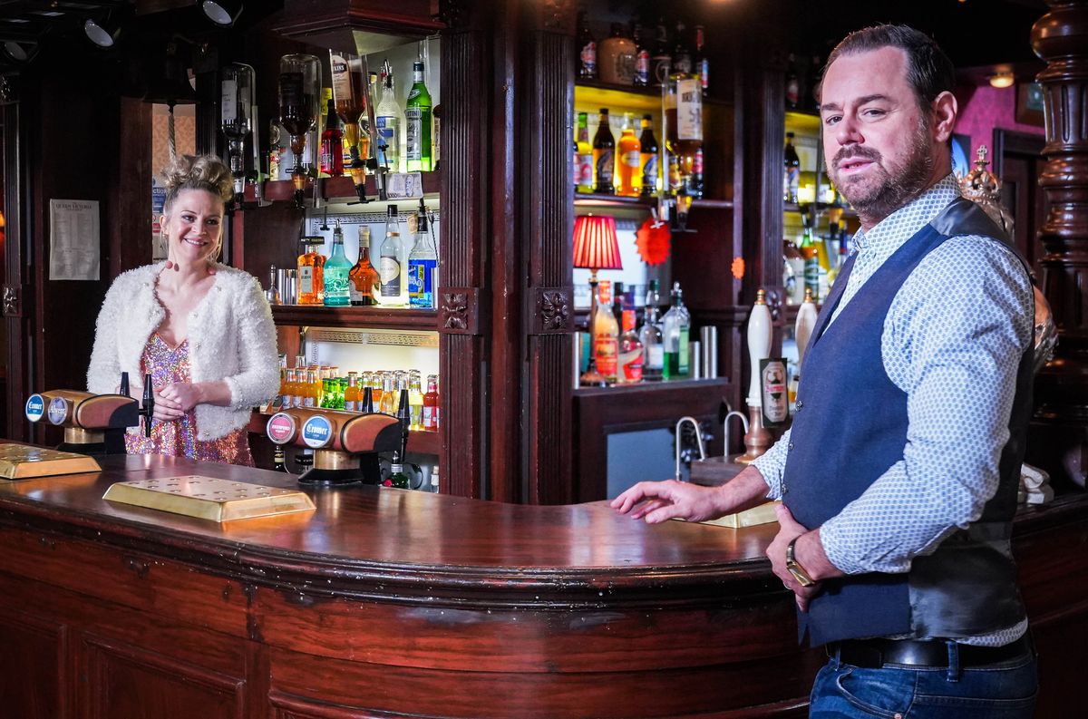 Mick and Linda are back behind the Queen Vic&#039;s bar in EastEnders