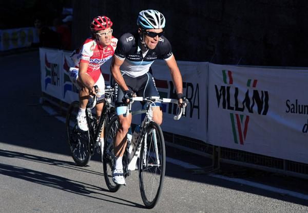 Oliver Zaugg (Leopard Trek) and Carlos Betancur (Acqua &amp; Sapone) in the lead on the final finishing circuit.