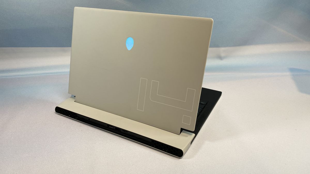 Alienware x14