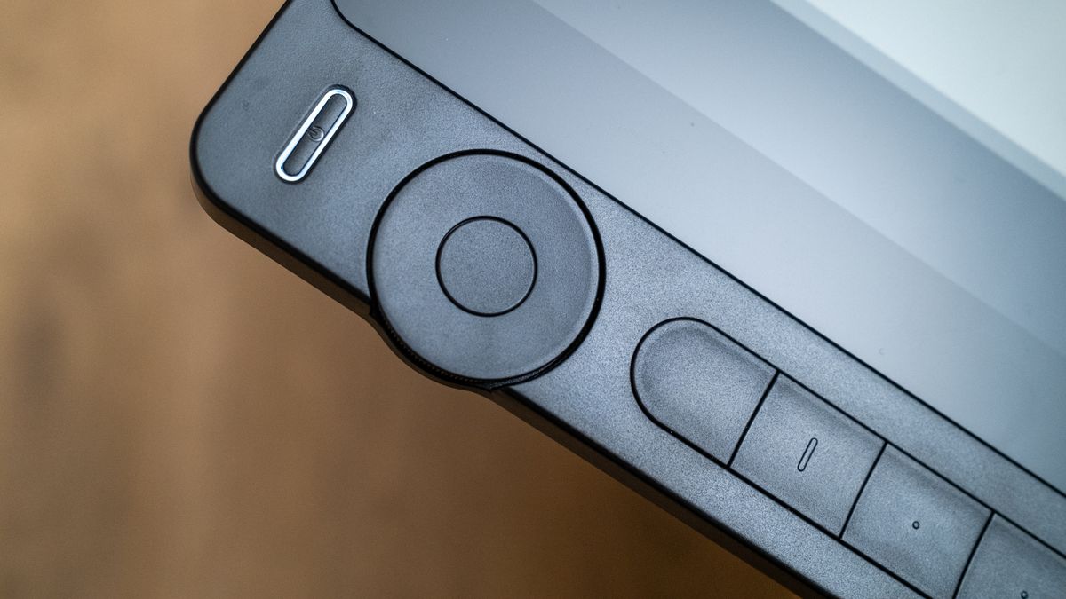 Close up of the buttons on a Huion Kamvas 16 (Gen 3) drawing tablet