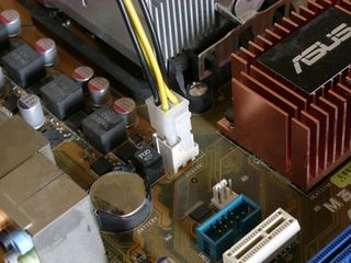 How to install a power supply