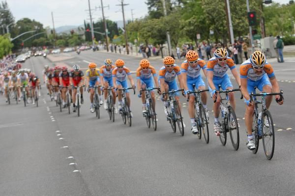 Garmin-Transitions controls the peloton's pace, followed by Team Radioshack.