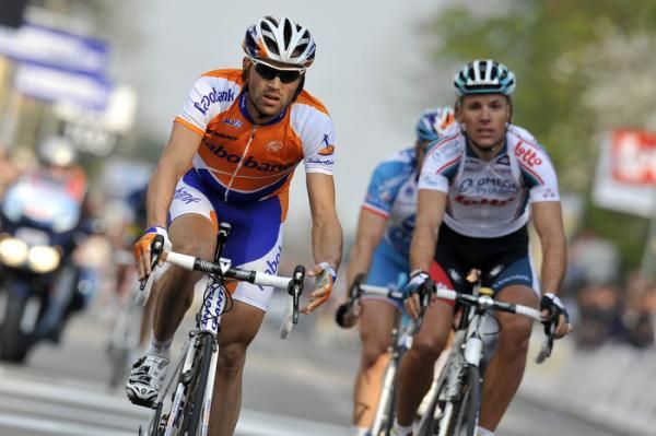 Paul Martens (Rabobank) led the chasers to the line.