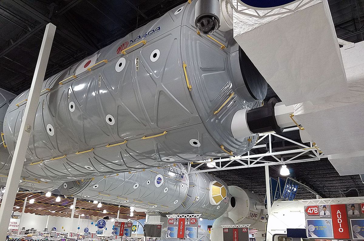 Shuttered full-scale space station mockup finds new use with Axiom Space