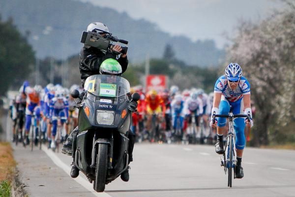 A rider from Skil-Shimano attacks the peloton.
