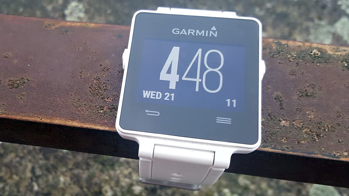 garmin vivoactive tracker