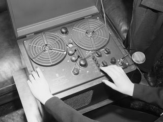 Magnetic tape