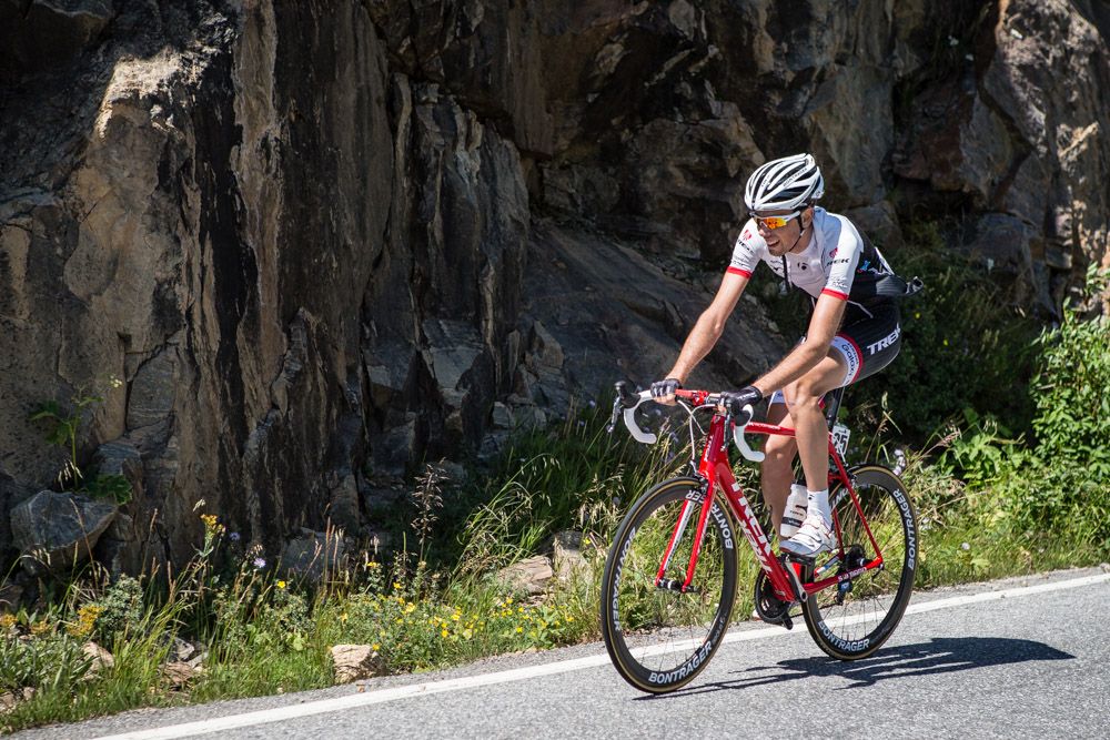 Laurent Didier (Trek) goes solo on the climb