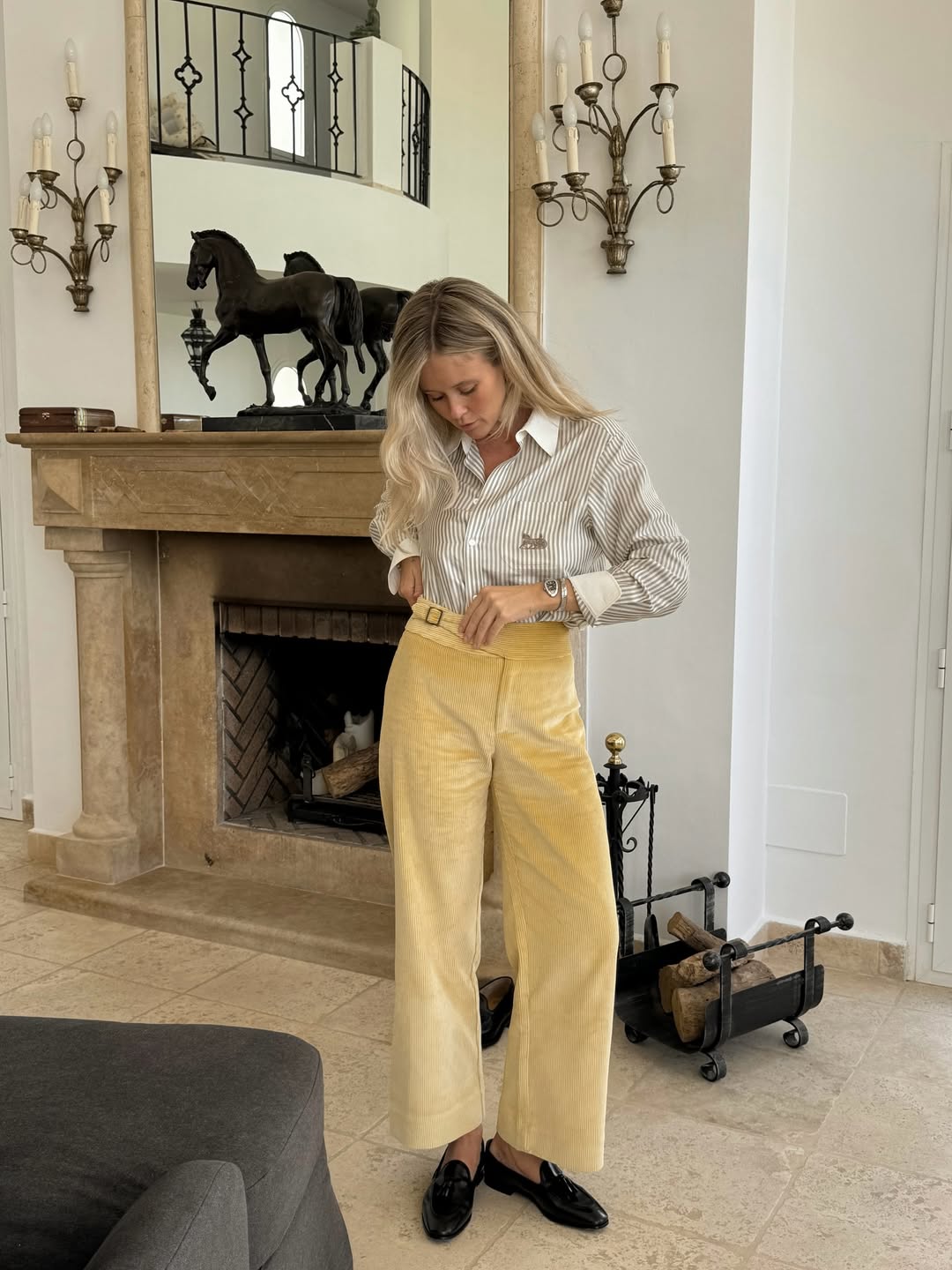 Fashion influencer wearing the 2026 corduroy pant trend.