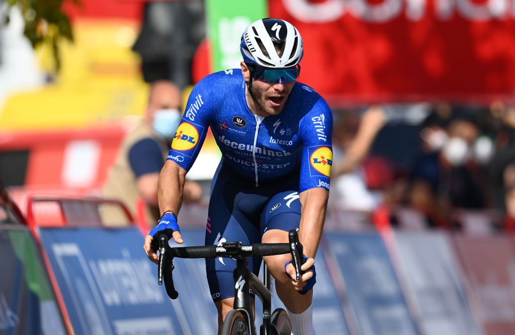 VILLANUEVA DE LA SERENA SPAIN AUGUST 27 Florian Senechal of France and Team Deceuninck QuickStep celebrates winning during the 76th Tour of Spain 2021 Stage 13 a 2037km stage from Belmez to Villanueva de la Serena lavuelta LaVuelta21 on August 27 2021 in Villanueva de la Serena Spain Photo by Stuart FranklinGetty Images
