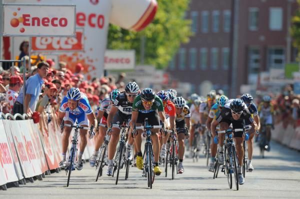 The mad dash to the line