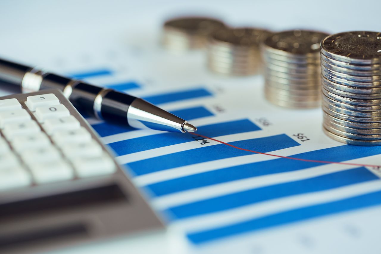 coins on top of graph to represent fractional shares