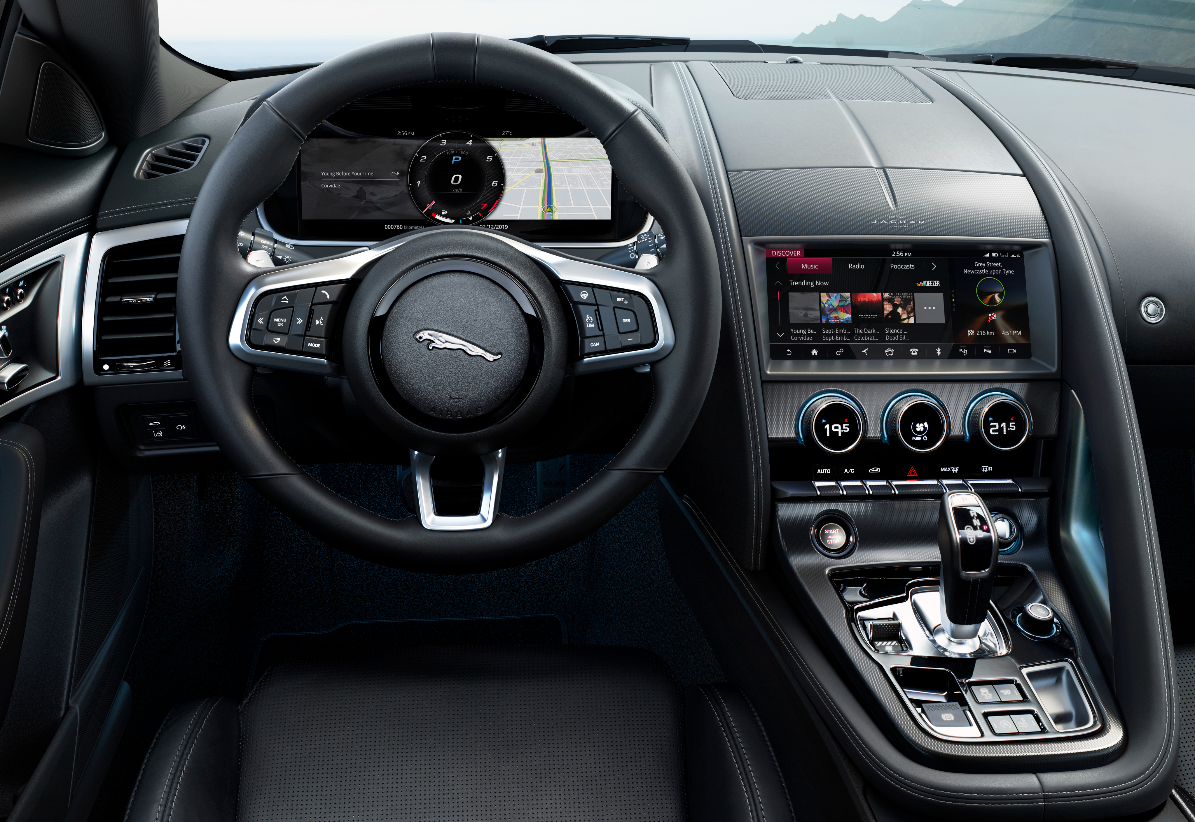 Jaguar F-Type interior