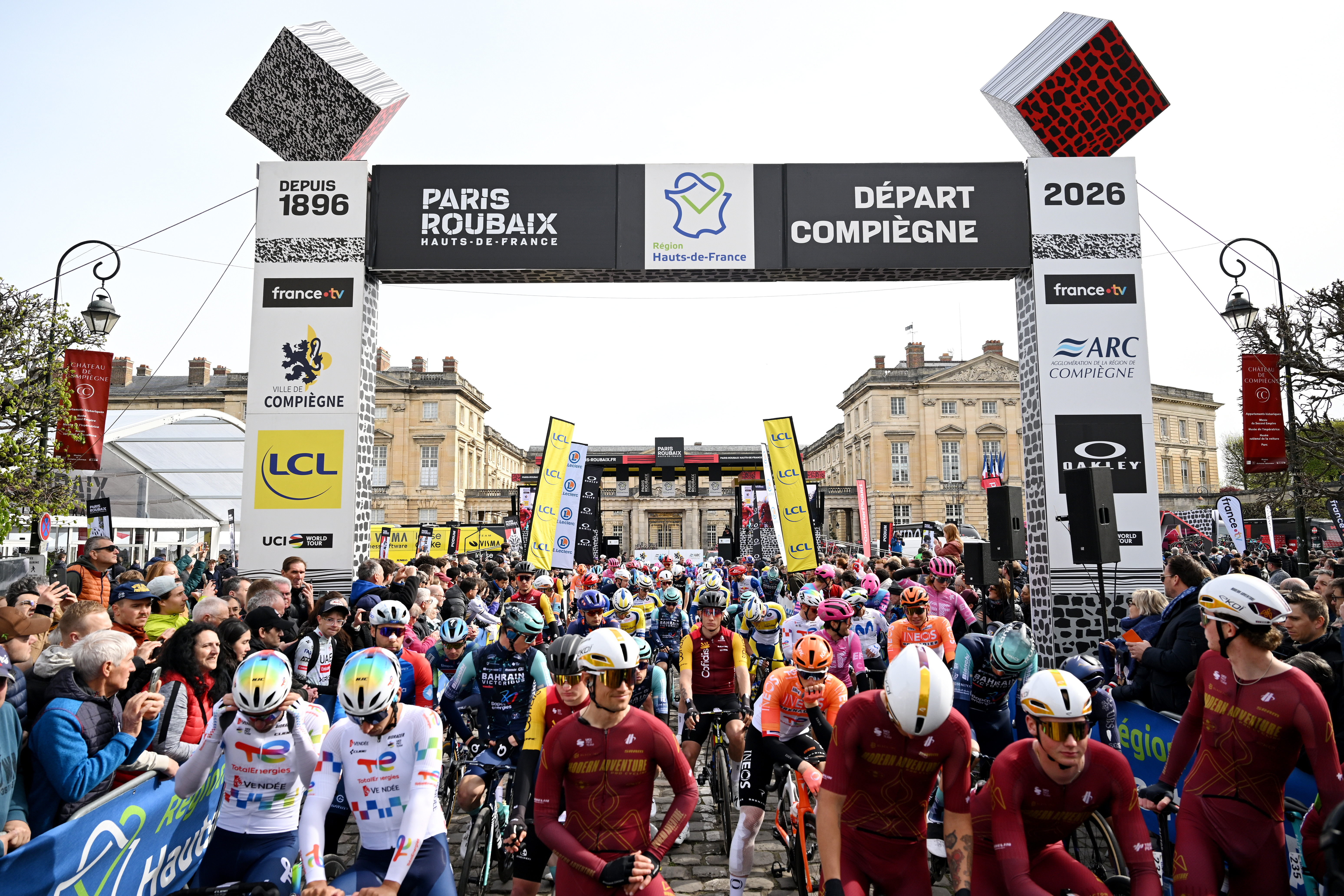 COMPIEGNE, FRANCE - APRIL 12: A general view of the peloton prior to the 123rd Paris-Roubaix Hauts-de-France 2026 - Men&amp;apos;s Elite a 258.3km one day race from Compiegne to Roubaix / #UCIWT / on April 12, 2026 in Compiegne, France. (Photo by Dario Belingheri/Getty Images)