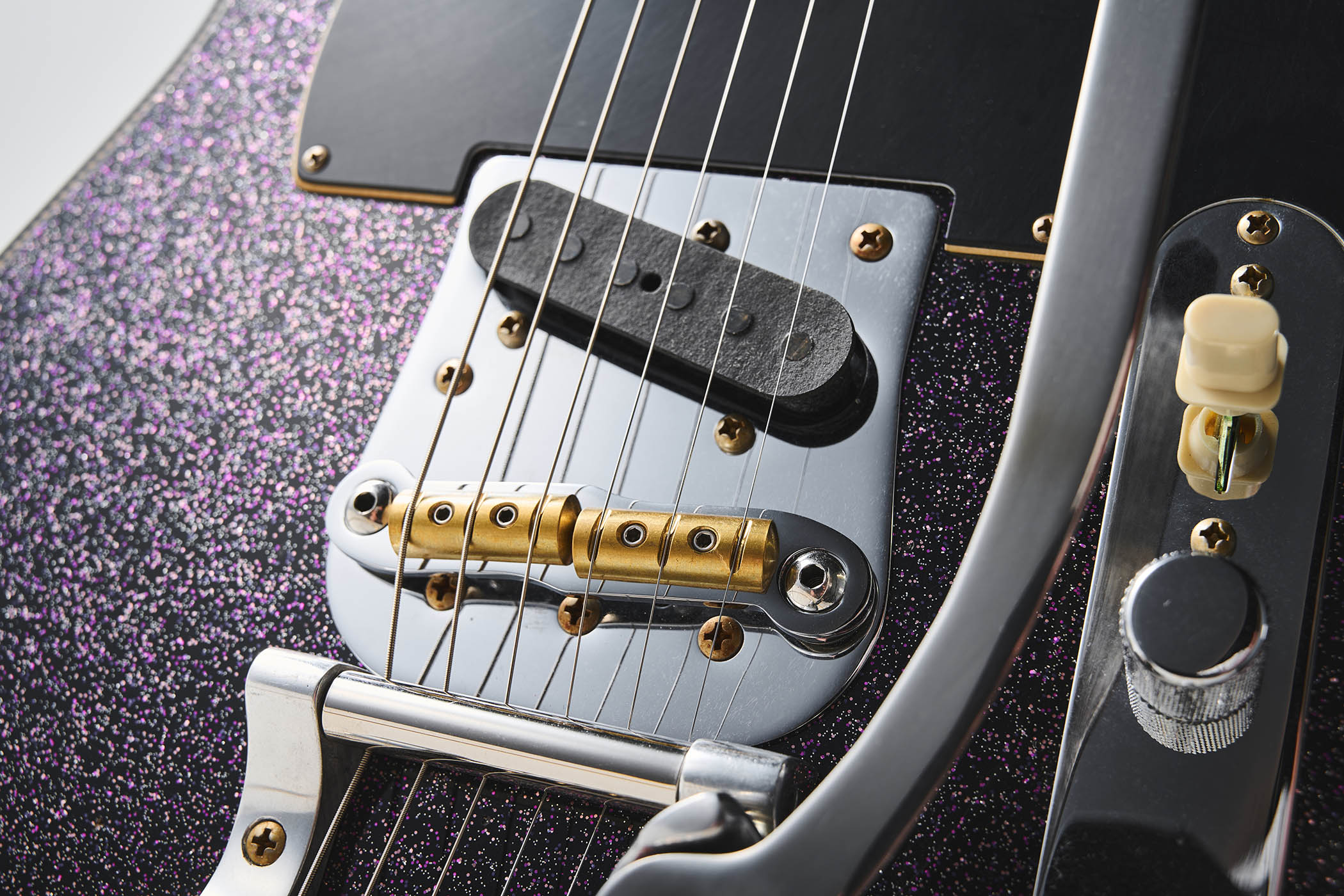 Fender Custom Shop Limited CuNiFe Telecaster Custom Journeyman Relic Pink And Purple Stardust