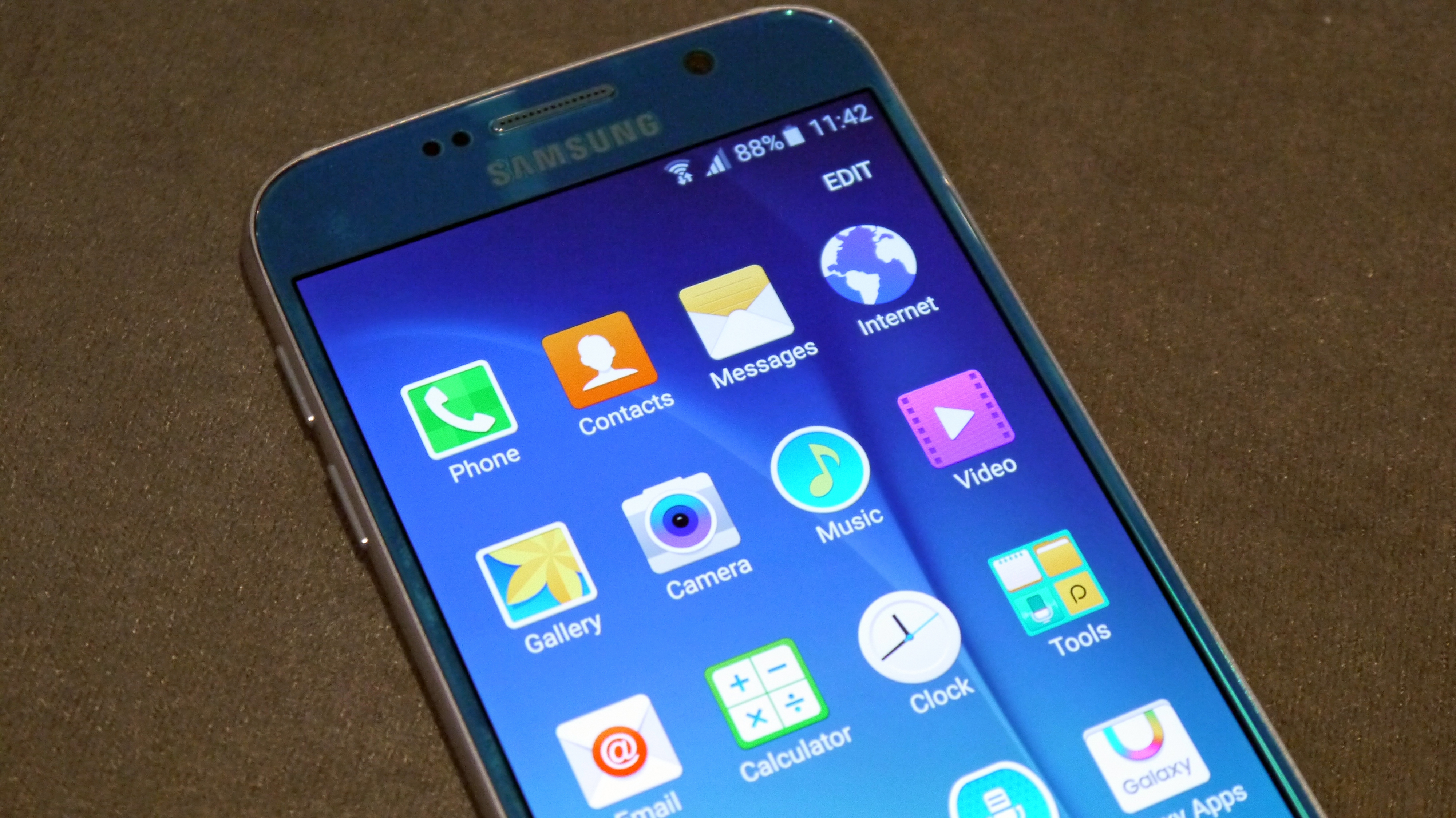 Samsung сам выключается. Samsung s6 display. Galaxy s6 Screen. Samsung s6 выключение. Samsung s6 выключается.