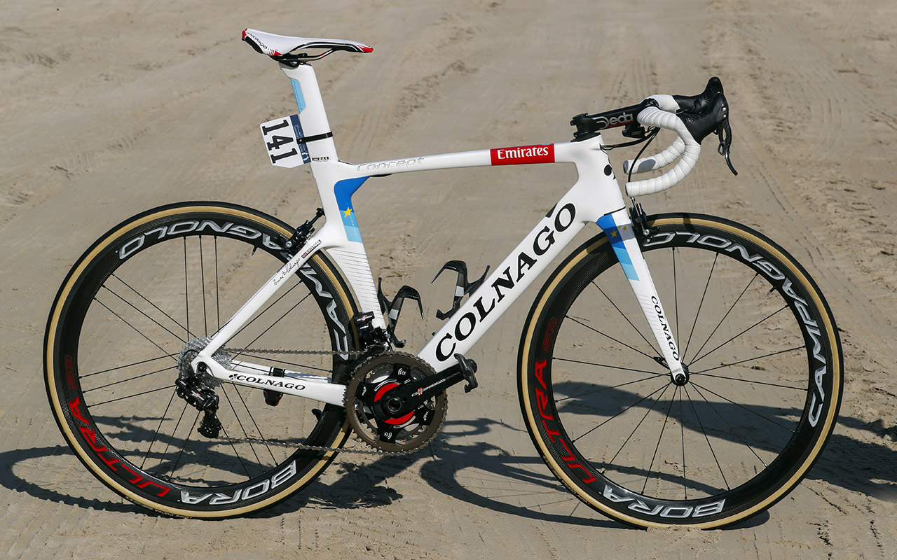 Colnago store concept white