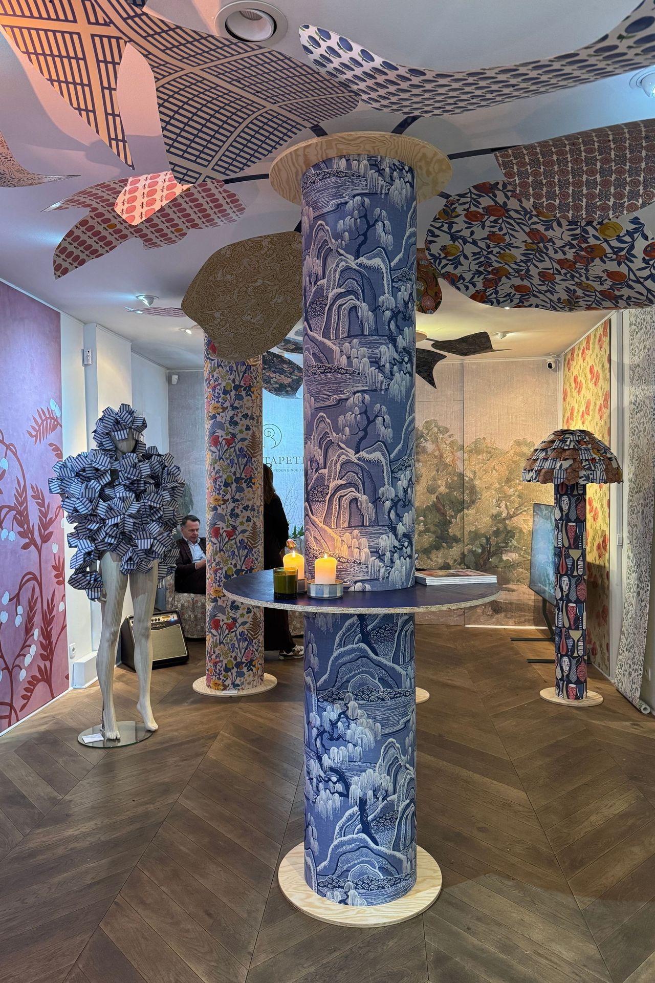 Bor&aring;stapeter wallpaper showroom at Paris Deco Off 2026