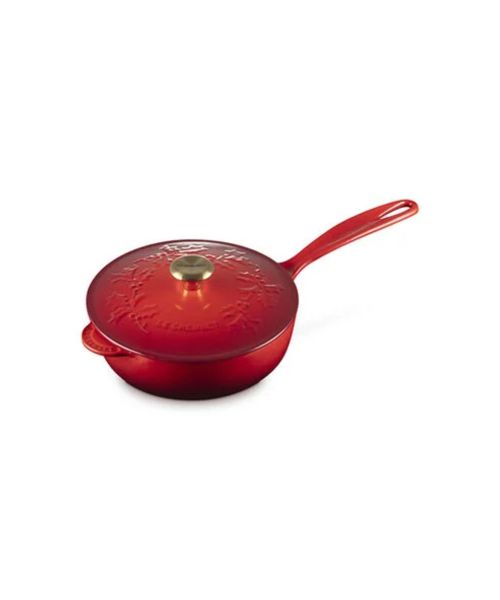 Holly Collection Traditional Round Saucier