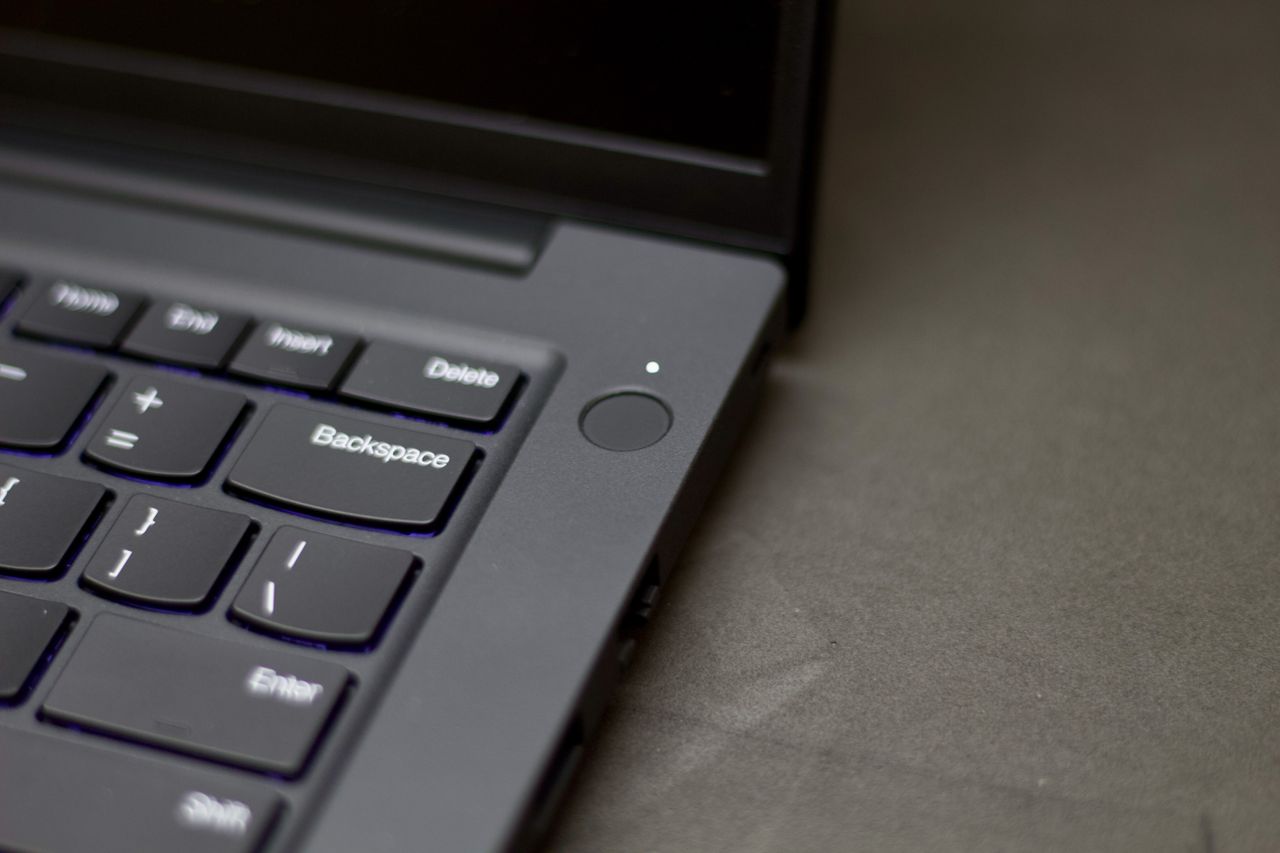 Lenovo ThinkPad P14s Gen 6
