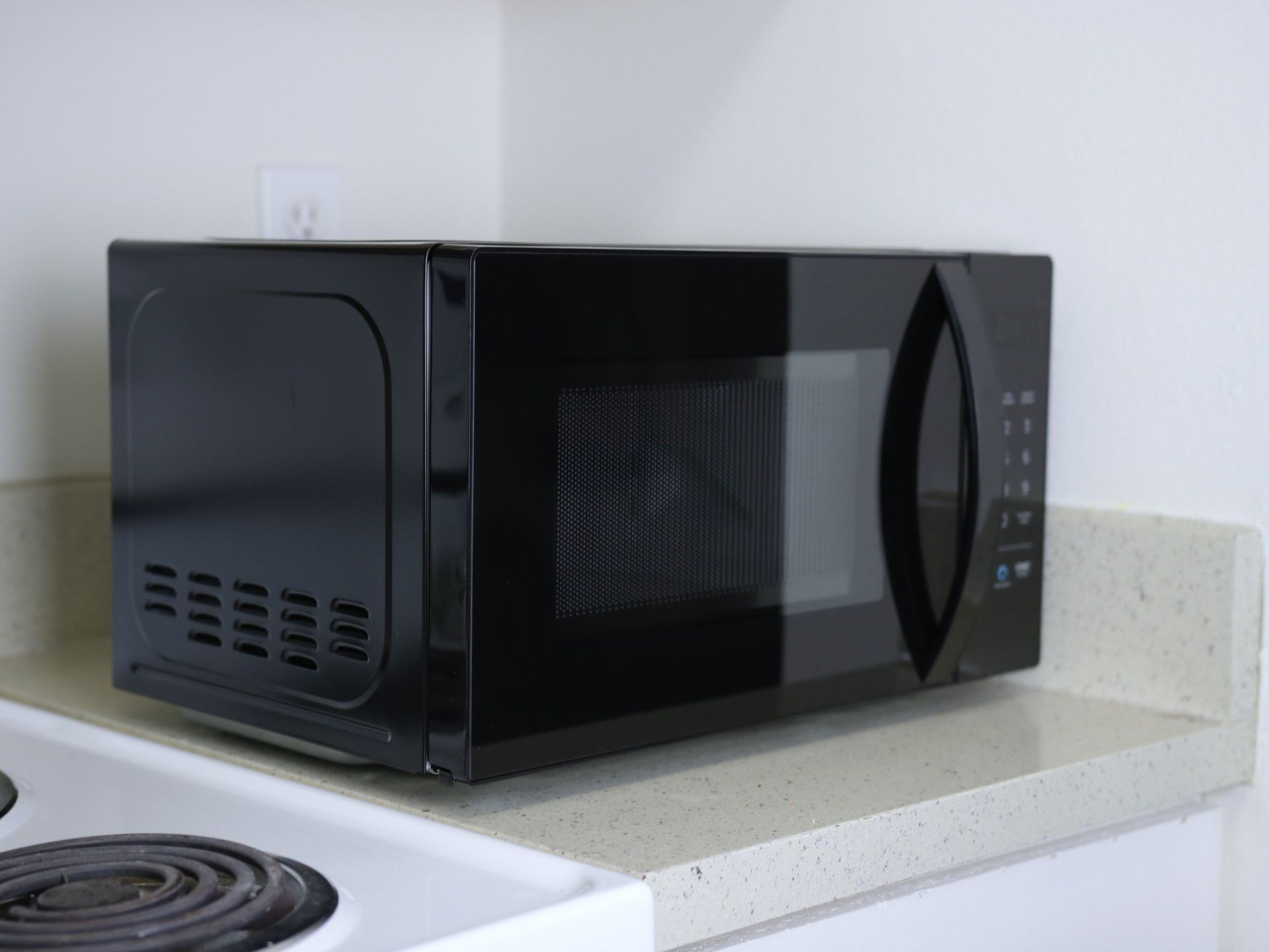 What commands can you say to the AmazonBasics Microwave? Android Central