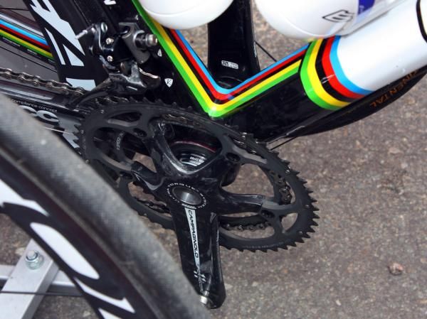 BMC team mechanics had to use Campagnolo's BB30 adapter cups to fit the cranks into Cadel Evans' Team Machine SLR01.