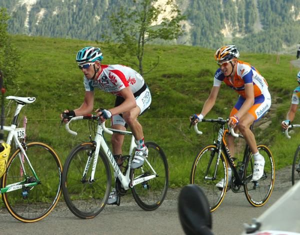 Jurgen Van Den Broeck (Omega Pharma-Lotto) and Robert Gesink (Rabobank)