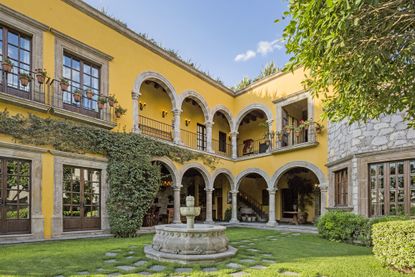 Homes in Mexico for sale.