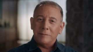 Paul Reubens looking at the camera in Pee-wee as Himself