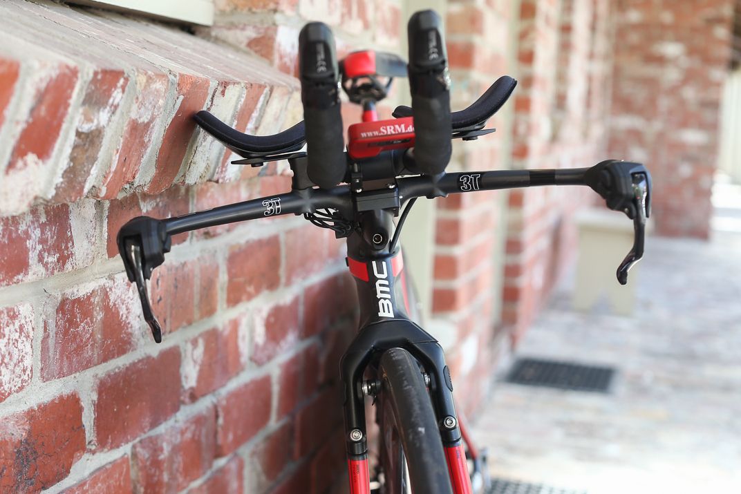 A red SRM headunit for Porte